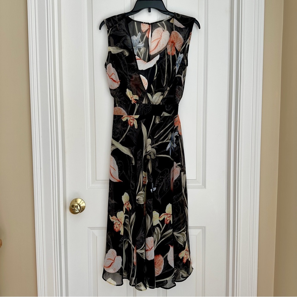 WHBM Fit Flare Dress Swing Feminine Flowy Black Floral Chifon Size 2 Sleeveless - Picture 13 of 15